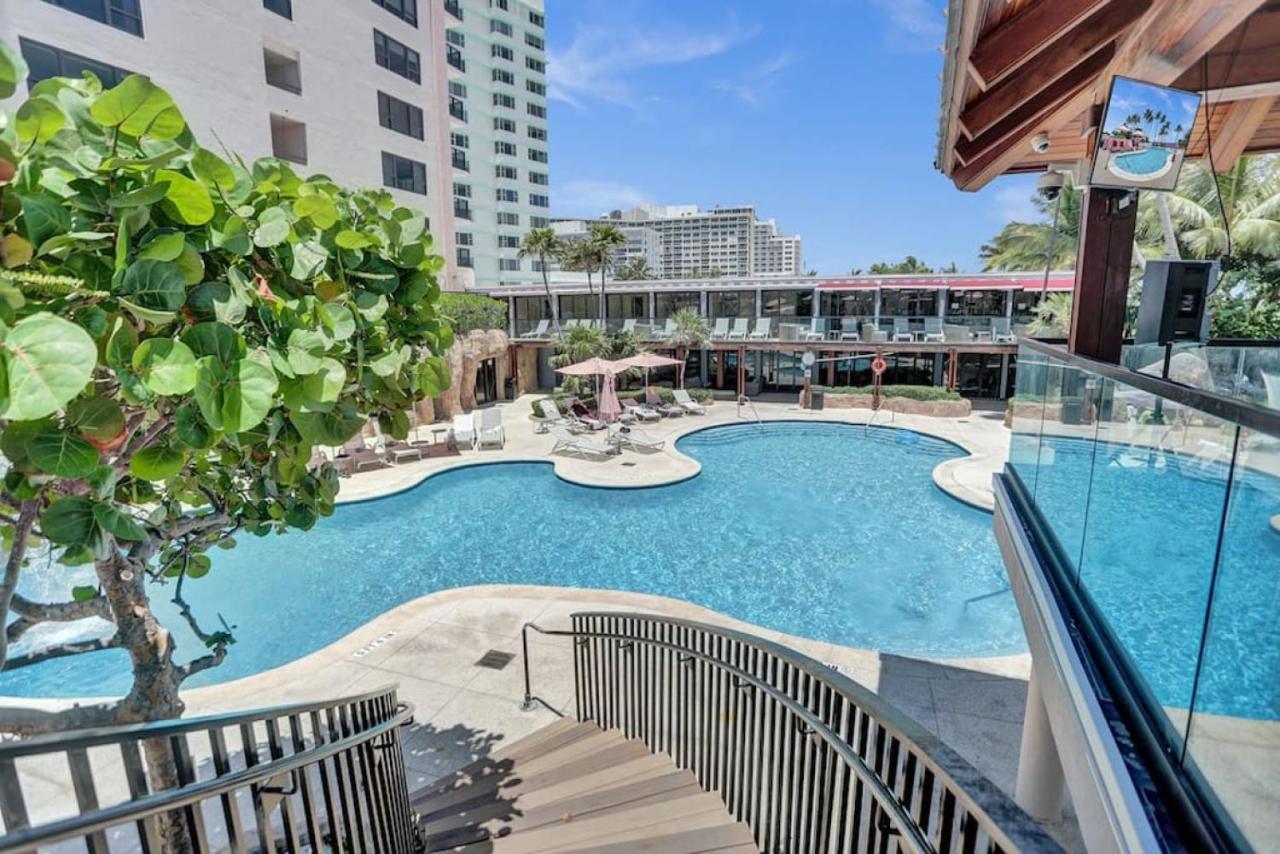 Huge 2bd Miami With Service -720 Apartment *